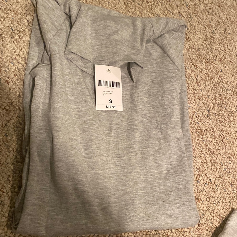 *NEVER WORN* Forever 21 Gray Dress